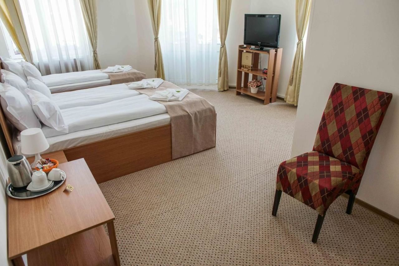 Отель Bucharest Downtown Inn Бухарест
