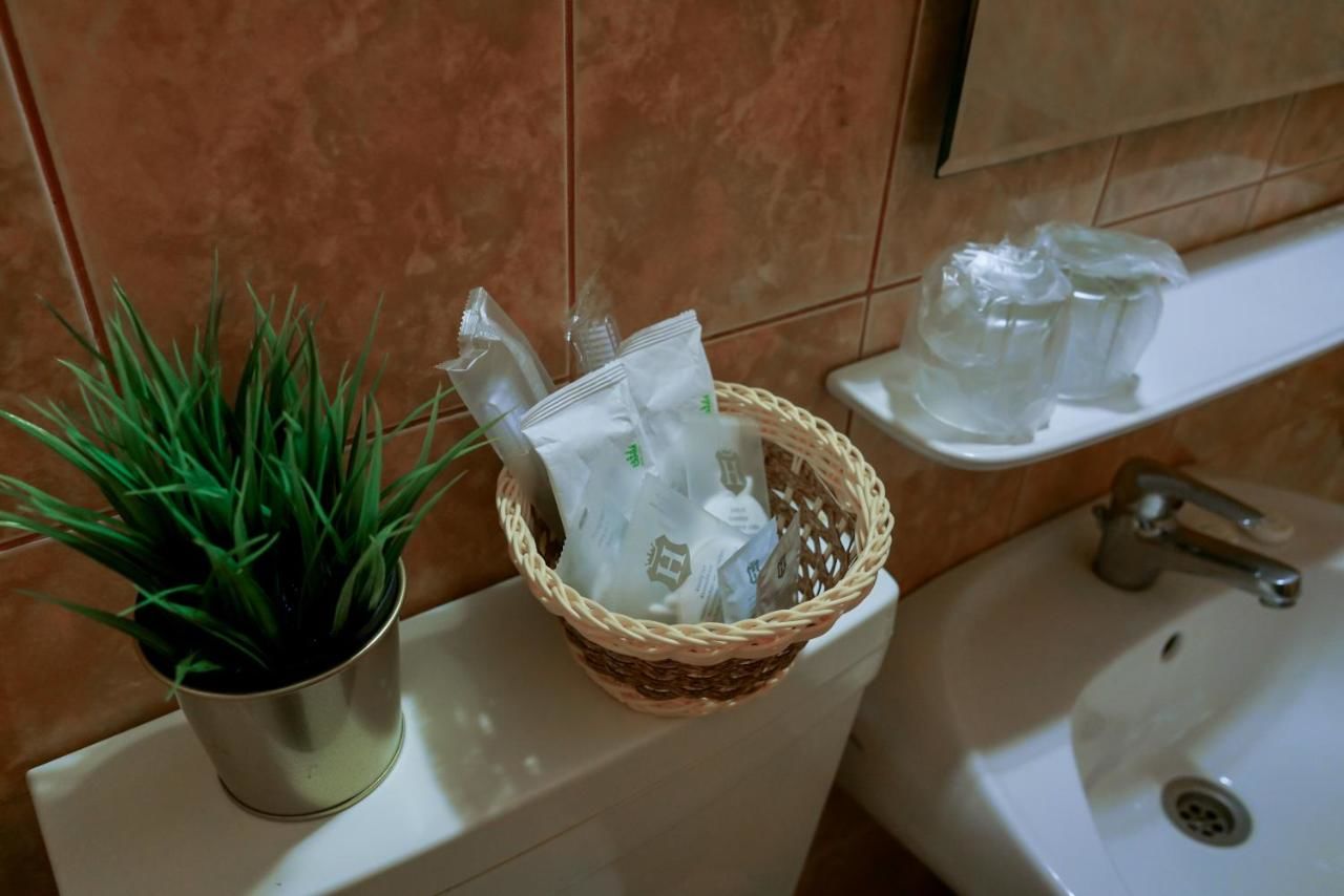 Отель Bucharest Downtown Inn Бухарест-21