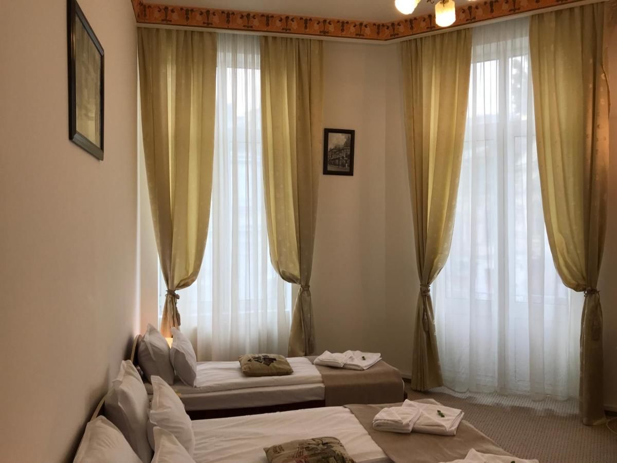 Отель Bucharest Downtown Inn Бухарест