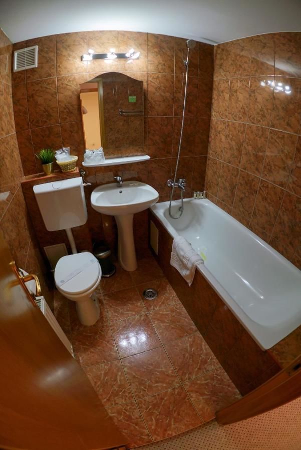 Отель Bucharest Downtown Inn Бухарест