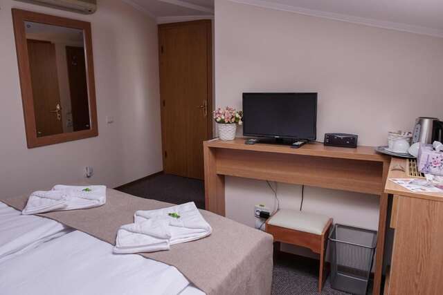 Отель Bucharest Downtown Inn Бухарест-26