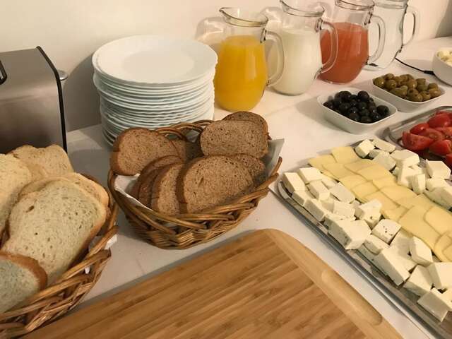 Отель Bucharest Downtown Inn Бухарест-28