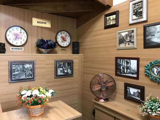 Отель Bucharest Downtown Inn Бухарест-6