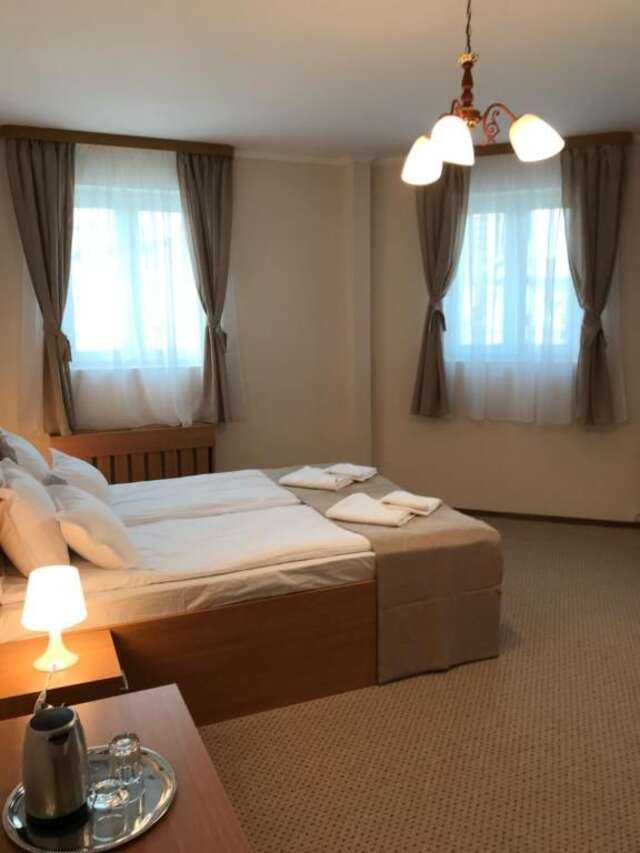 Отель Bucharest Downtown Inn Бухарест-53