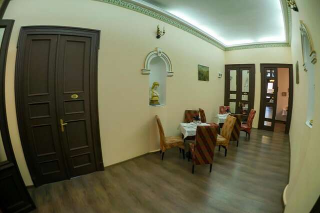 Отель Bucharest Downtown Inn Бухарест-8